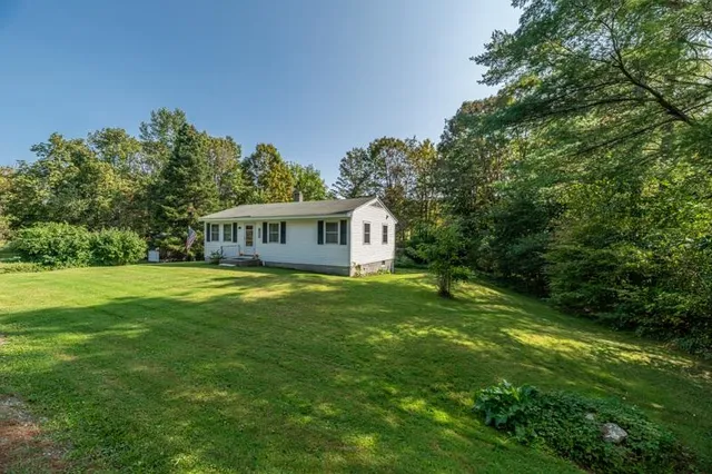 $339,000 | 557 Beech Street, Manchester, VT 05255