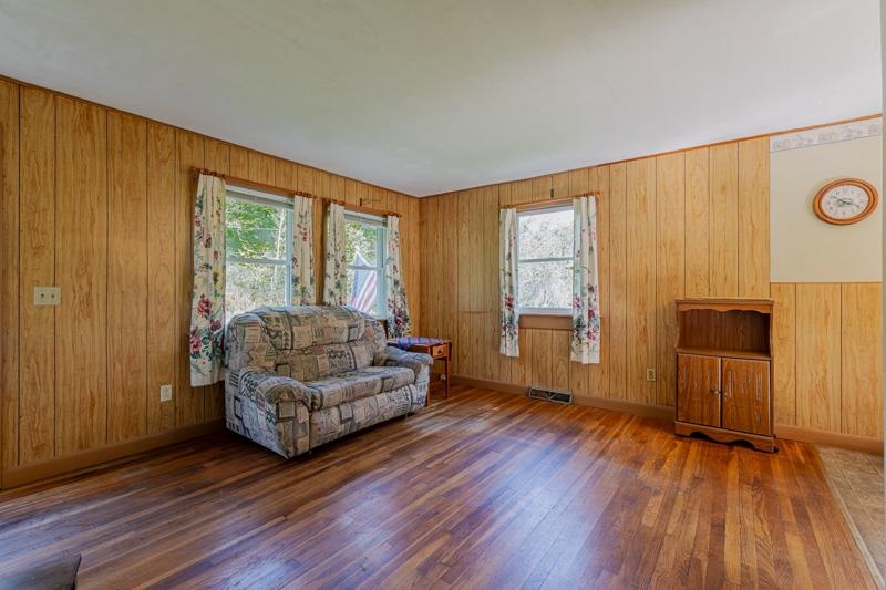 557 Beech Street Manchester, VT 05255 - Photo 12 of 27