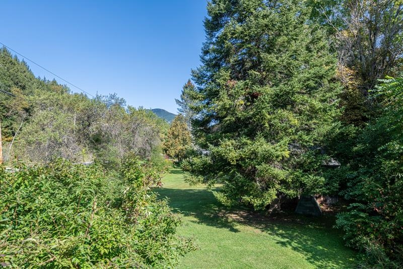 557 Beech Street Manchester, VT 05255 - Photo 5 of 27