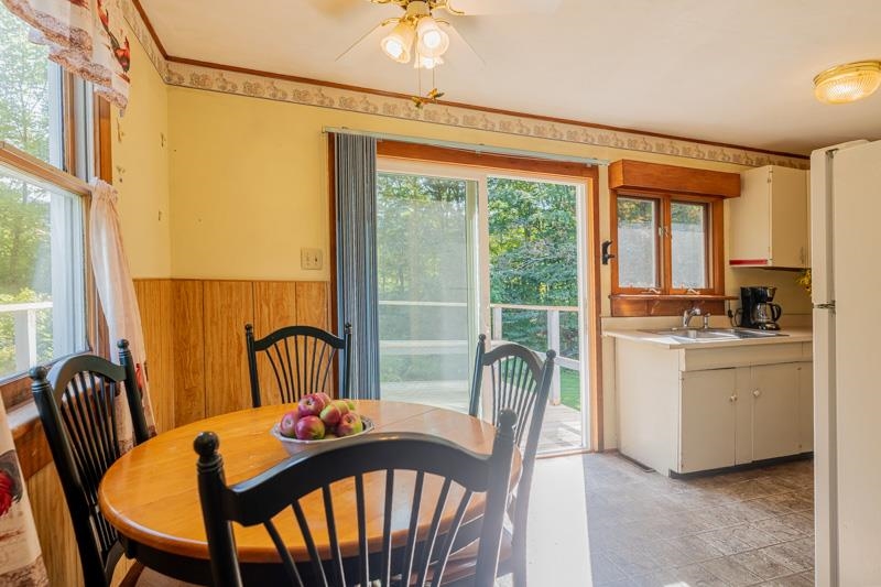 557 Beech Street Manchester, VT 05255 - Photo 7 of 27