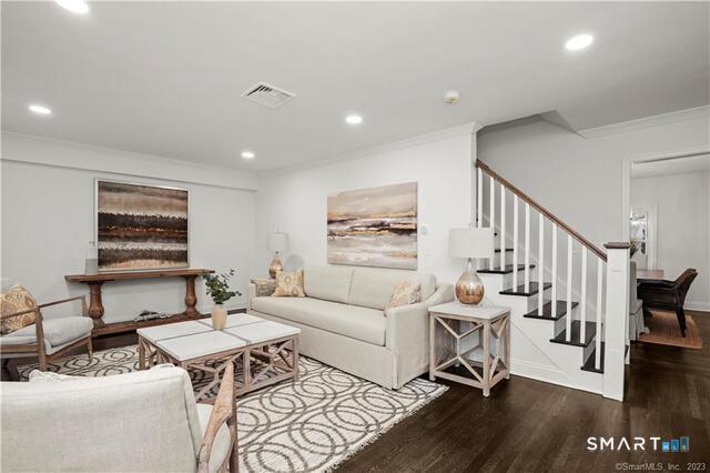 421-ab Shelton Road Trumbull, CT 06611 - Photo 6 of 33