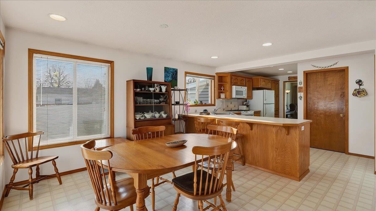 5624 North Lindeke Street Spokane, WA 99205 - Photo 17 of 41