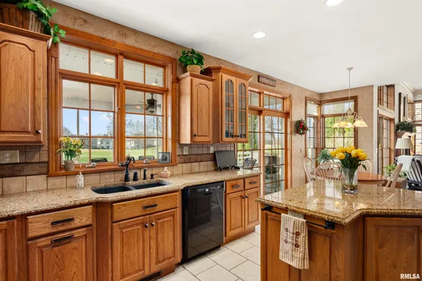 $625,000 | 4330 Longmeadow Court, Peoria, IL 61615