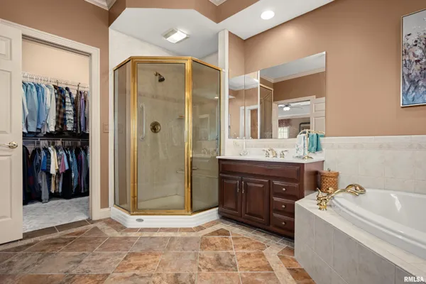 $625,000 | 4330 Longmeadow Court, Peoria, IL 61615