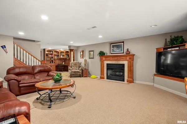 $625,000 | 4330 Longmeadow Court, Peoria, IL 61615