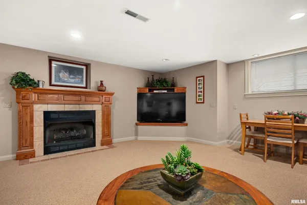 $625,000 | 4330 Longmeadow Court, Peoria, IL 61615