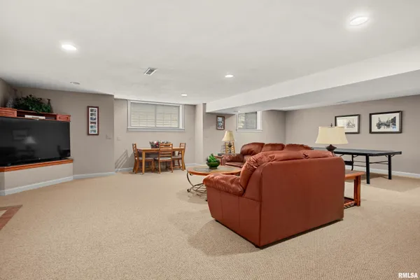 $625,000 | 4330 Longmeadow Court, Peoria, IL 61615