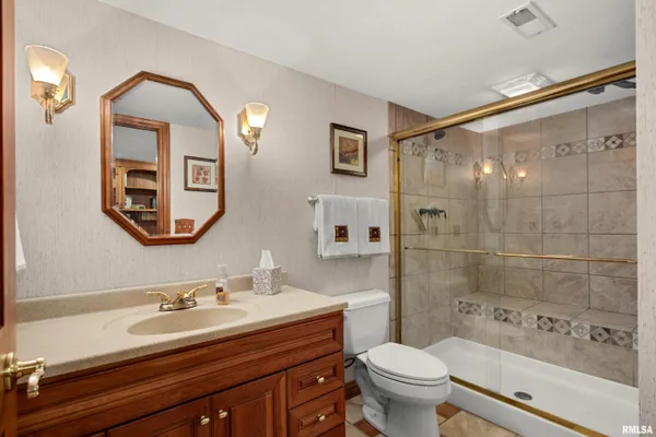 $625,000 | 4330 Longmeadow Court, Peoria, IL 61615