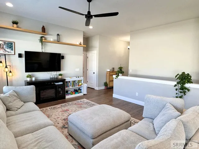 $439,900 | 449 Meadow Avenue, Rigby, ID 83442