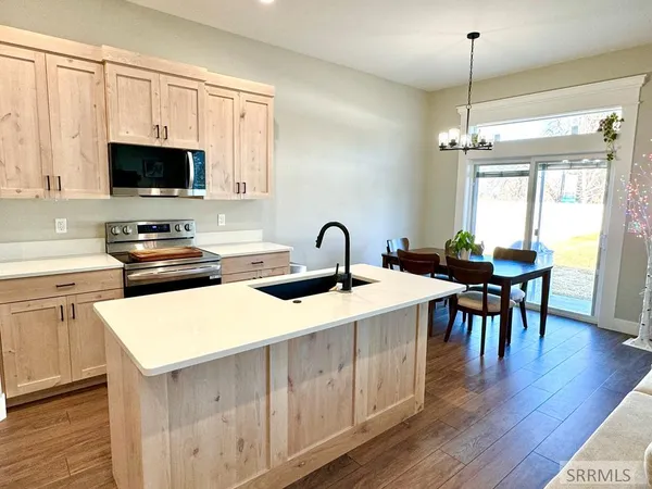 $424,900 | 449 Meadow Avenue, Rigby, ID 83442