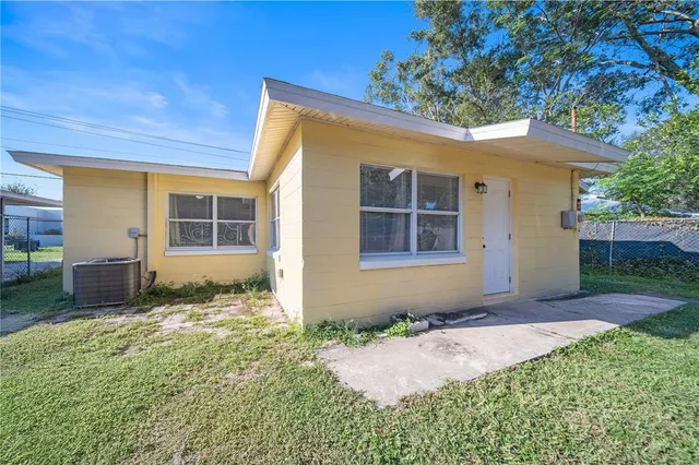 $245,000 | 402 Tuscarora Street, Lakeland, FL 33805