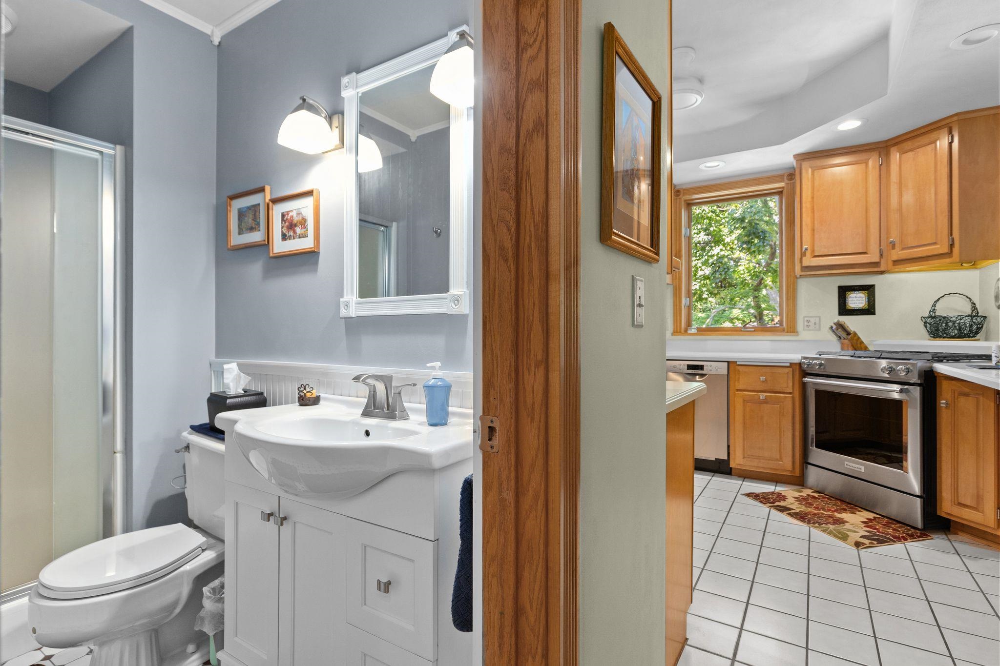 2309 North Oneida Street Appleton, WI 54911 - Photo 18 of 71