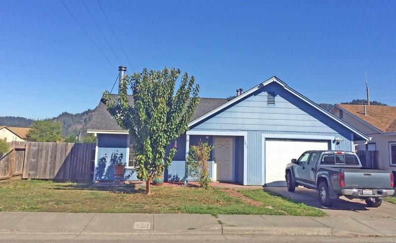 161 Meadow Bridge Lane Rio Dell, CA 95562 - Photo 1 of 21