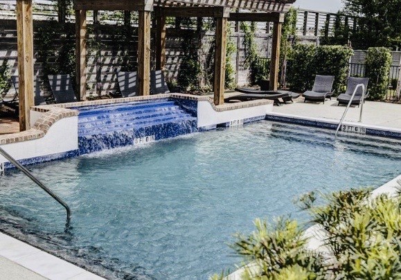 5709 Arabelle Lake Street Houston, TX 77007 - Photo 14 of 20 a view of a backyard with sitting area