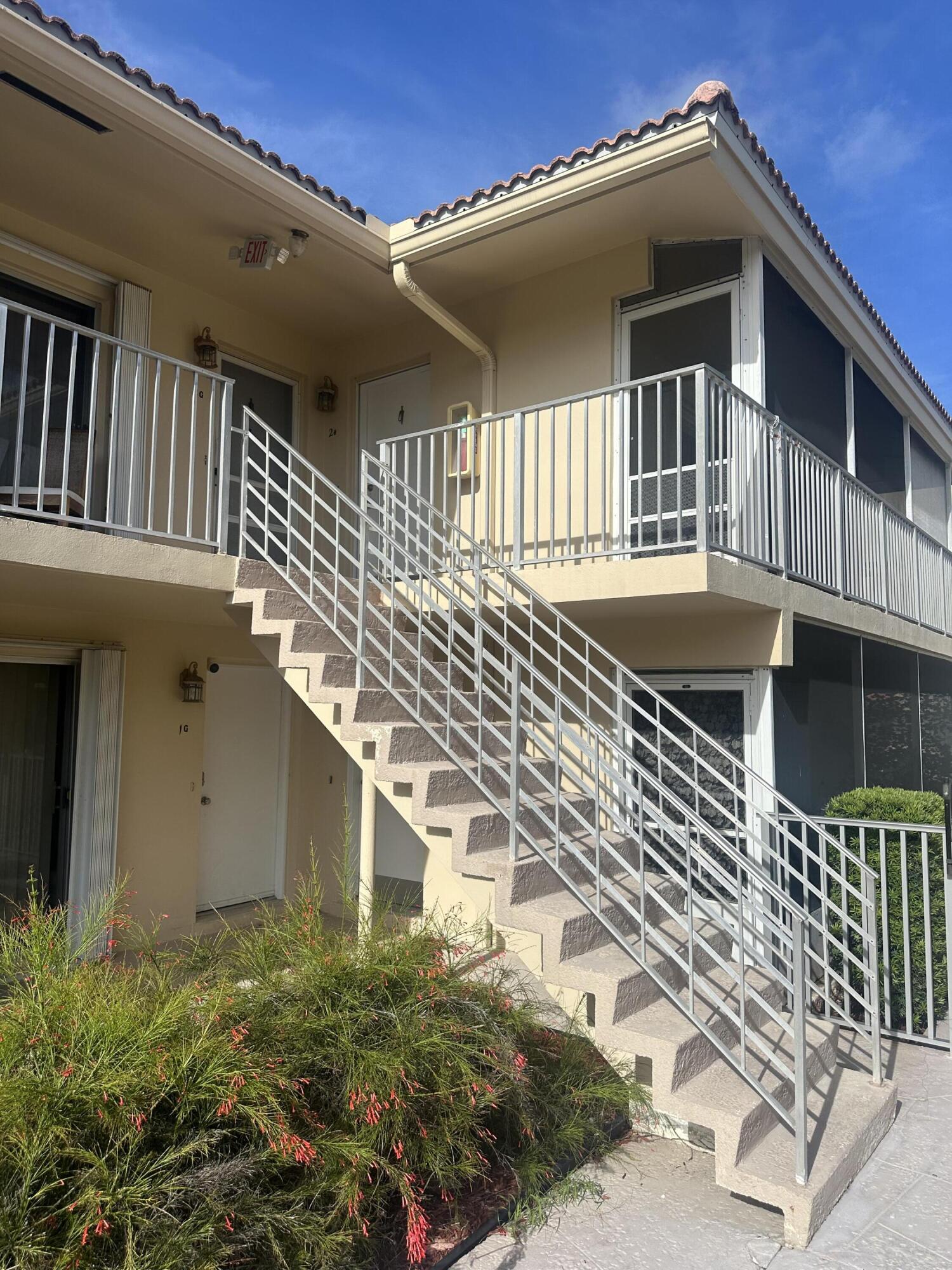 371 Southwest 8th Street, Unit 2HW Boca Raton, FL 33432 - Photo 1 of 10 IMG_2204