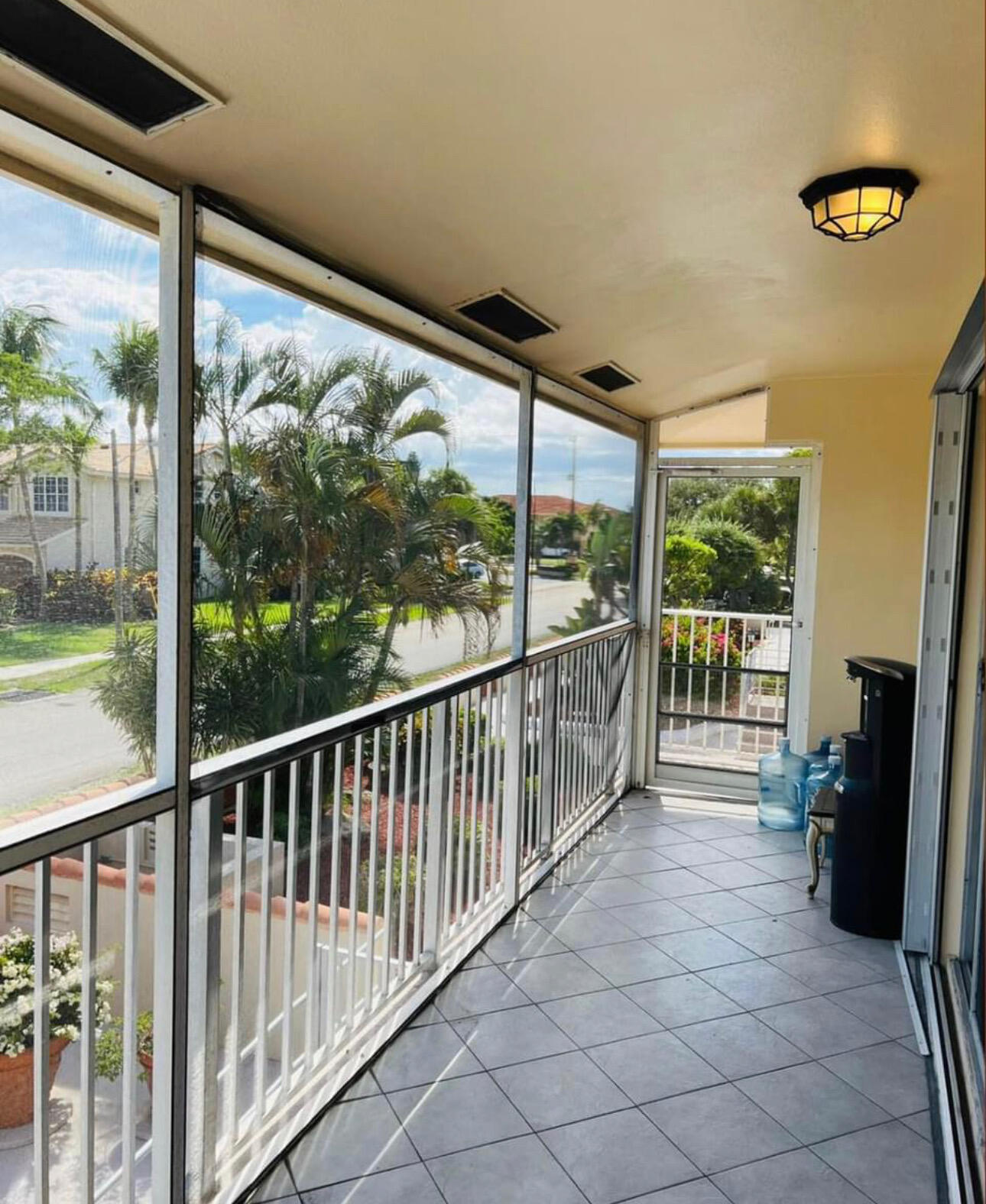 371 Southwest 8th Street, Unit 2HW Boca Raton, FL 33432 - Photo 3 of 10 IMG_0296