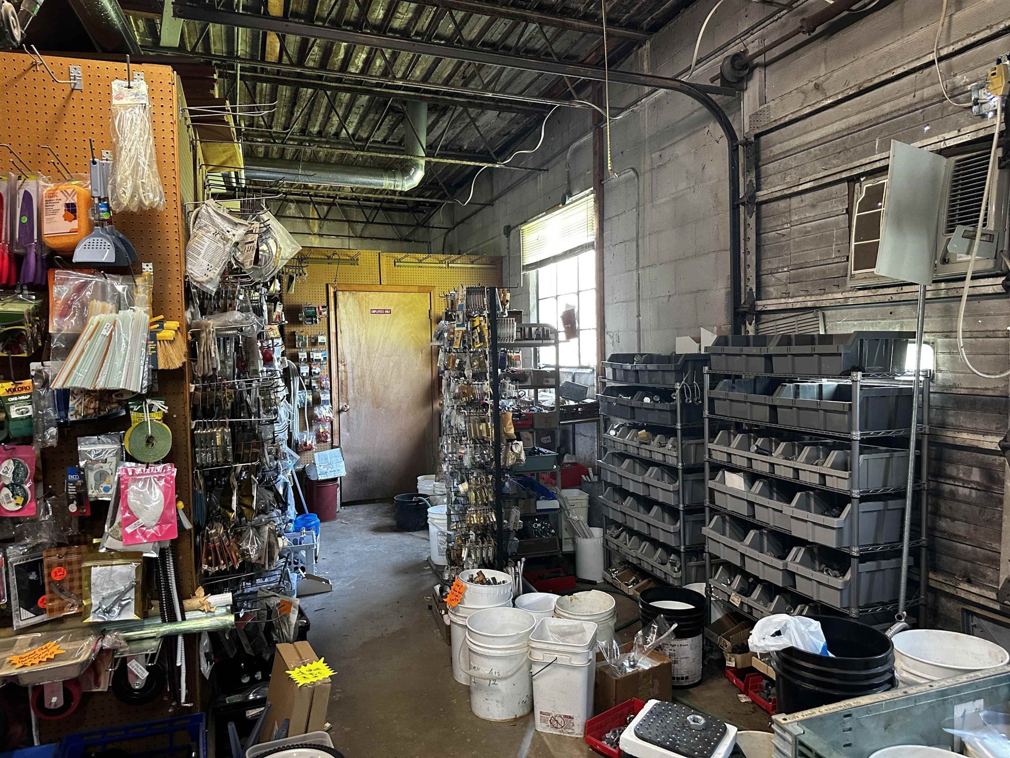 2645 Highway 64 Crump, TN 38310 - Photo 21 of 23 a room with lots of different colored cloths