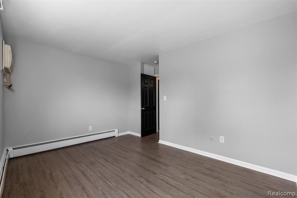 3915-3 Devon Road, Unit 3 Royal Oak, MI 48073 - Photo 11 of 13