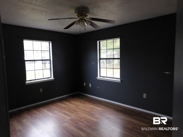 514 Linda Court Foley, AL 36535 - Photo 14 of 17 Master Bedroom
