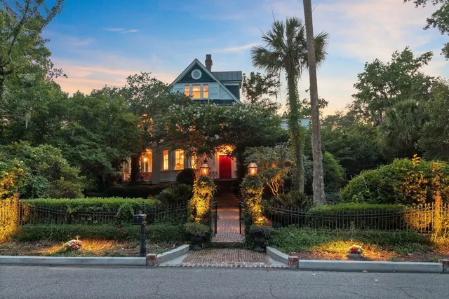 $2,699,000 | 208 Sumter Avenue, Summerville, SC 29483