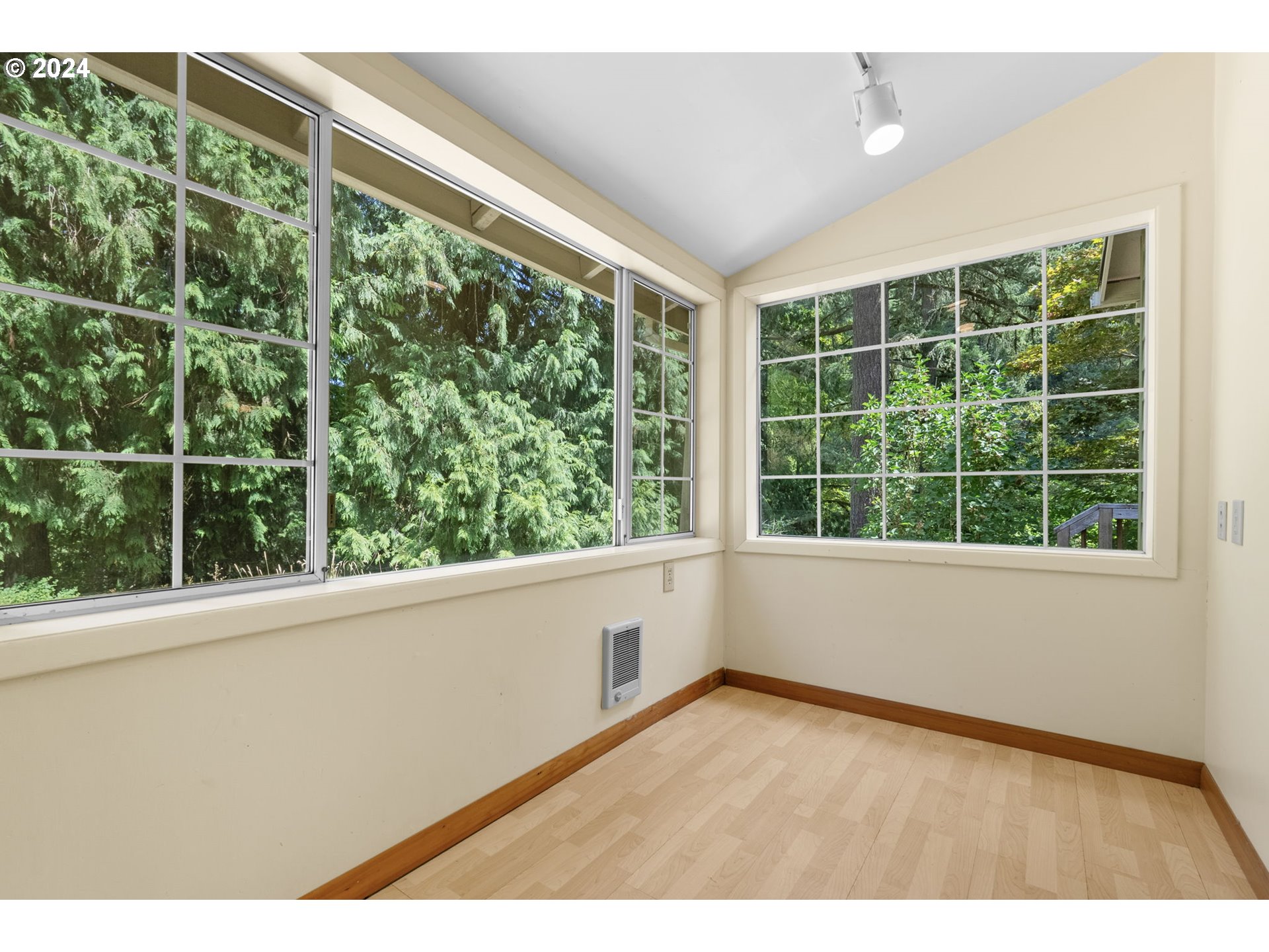 13865 Southwest Parmele Road Gaston, OR 97119 - Photo 4 of 44 Gallery Image 4