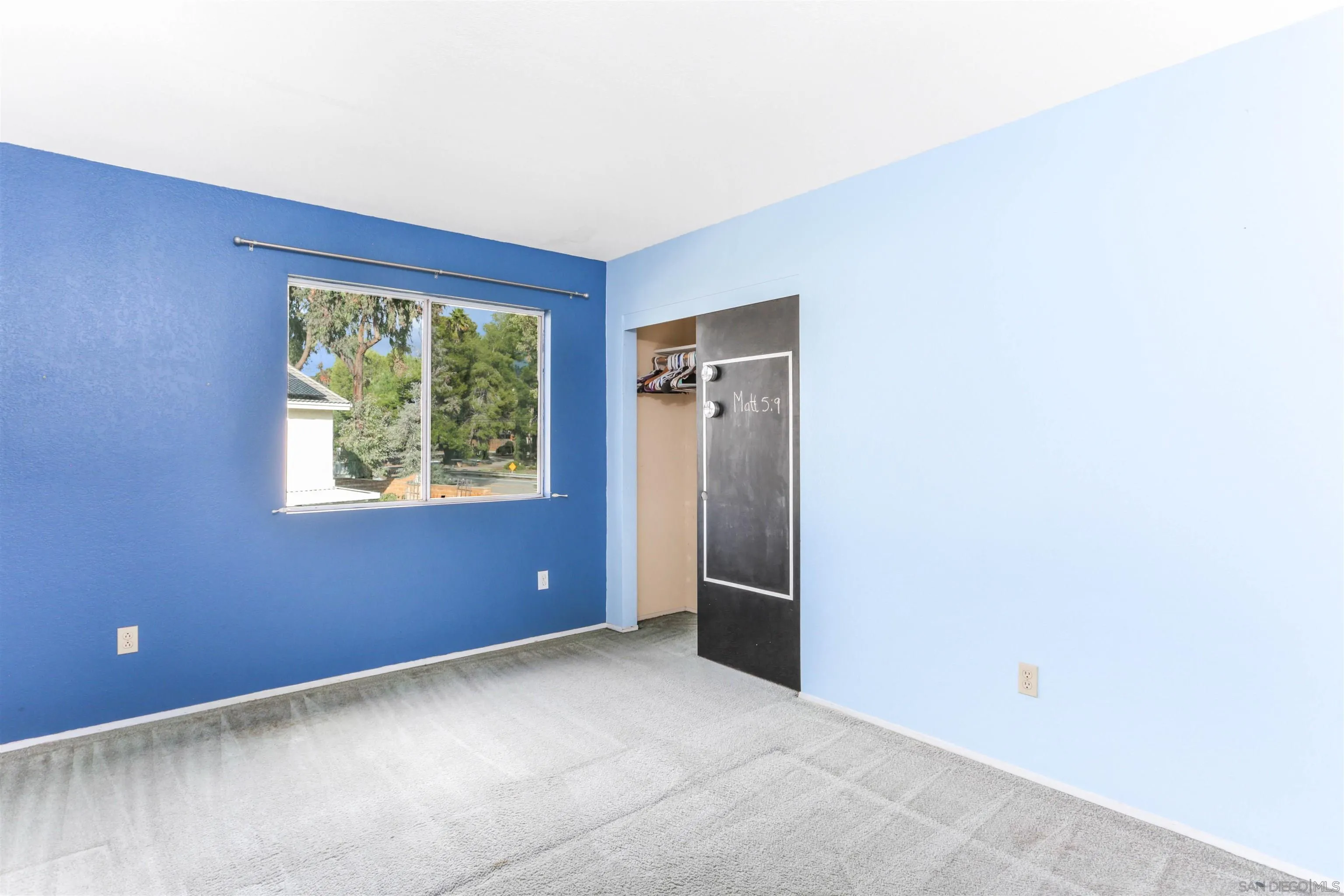 14153 Rio Court Poway, CA 92064 - Photo 26 of 48 an empty room with windows