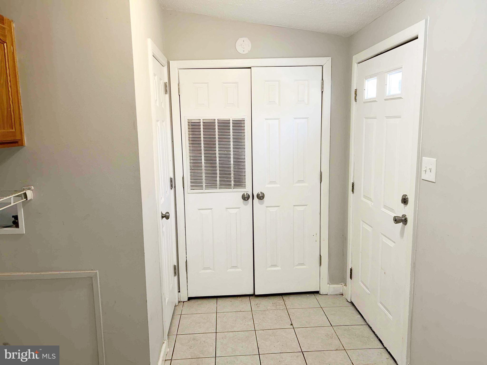 24644 Lawson Road Georgetown, DE 19947 - Photo 4 of 12 Utility Room
