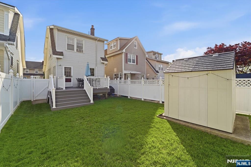 13 Butler Place Kearny, NJ 07032 - Photo 5 of 28