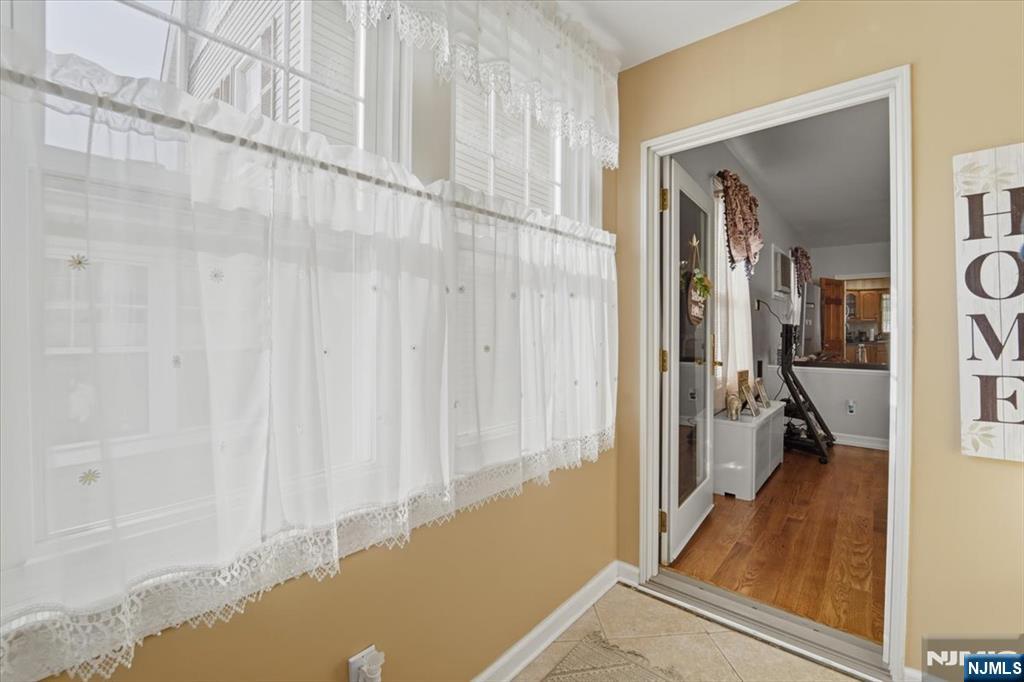 13 Butler Place Kearny, NJ 07032 - Photo 8 of 28