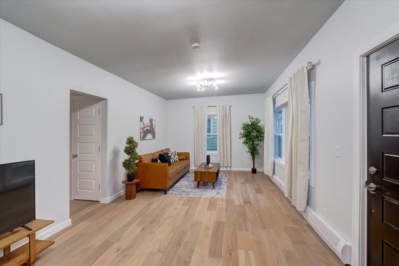 2317 13th Street Monroe, WI 53566 - Photo 5 of 63