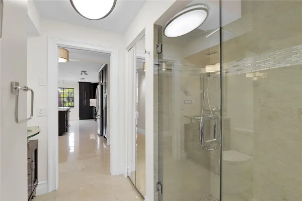 $5,500 | 250 East Royal Palm Road, Unit 2A, Boca Raton, FL 33432