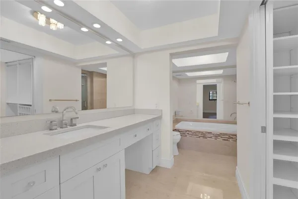 $5,500 | 250 East Royal Palm Road, Unit 2A, Boca Raton, FL 33432