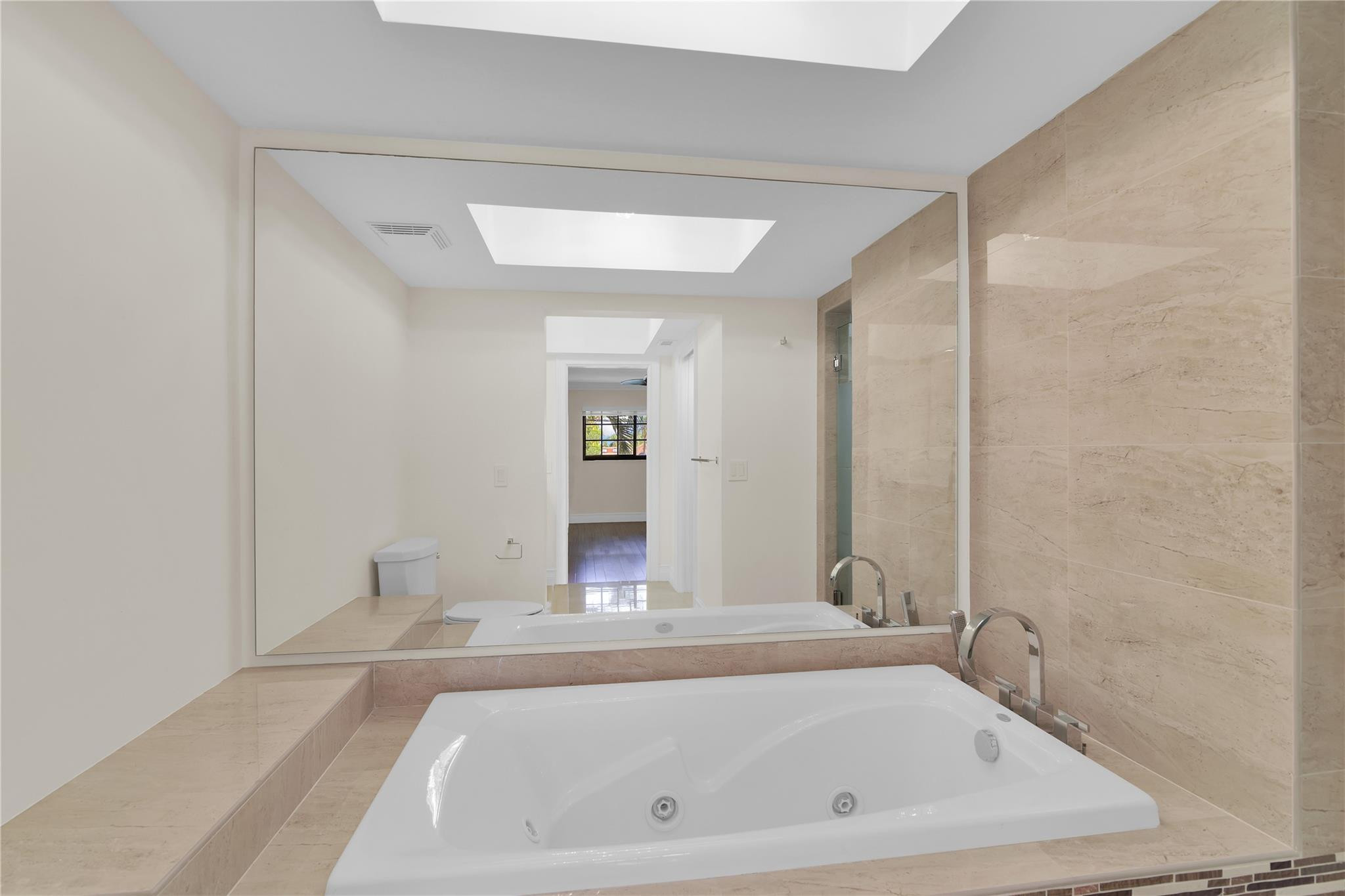 250 East Royal Palm Road, Unit 2A Boca Raton, FL 33432 - Photo 20 of 26 master bath