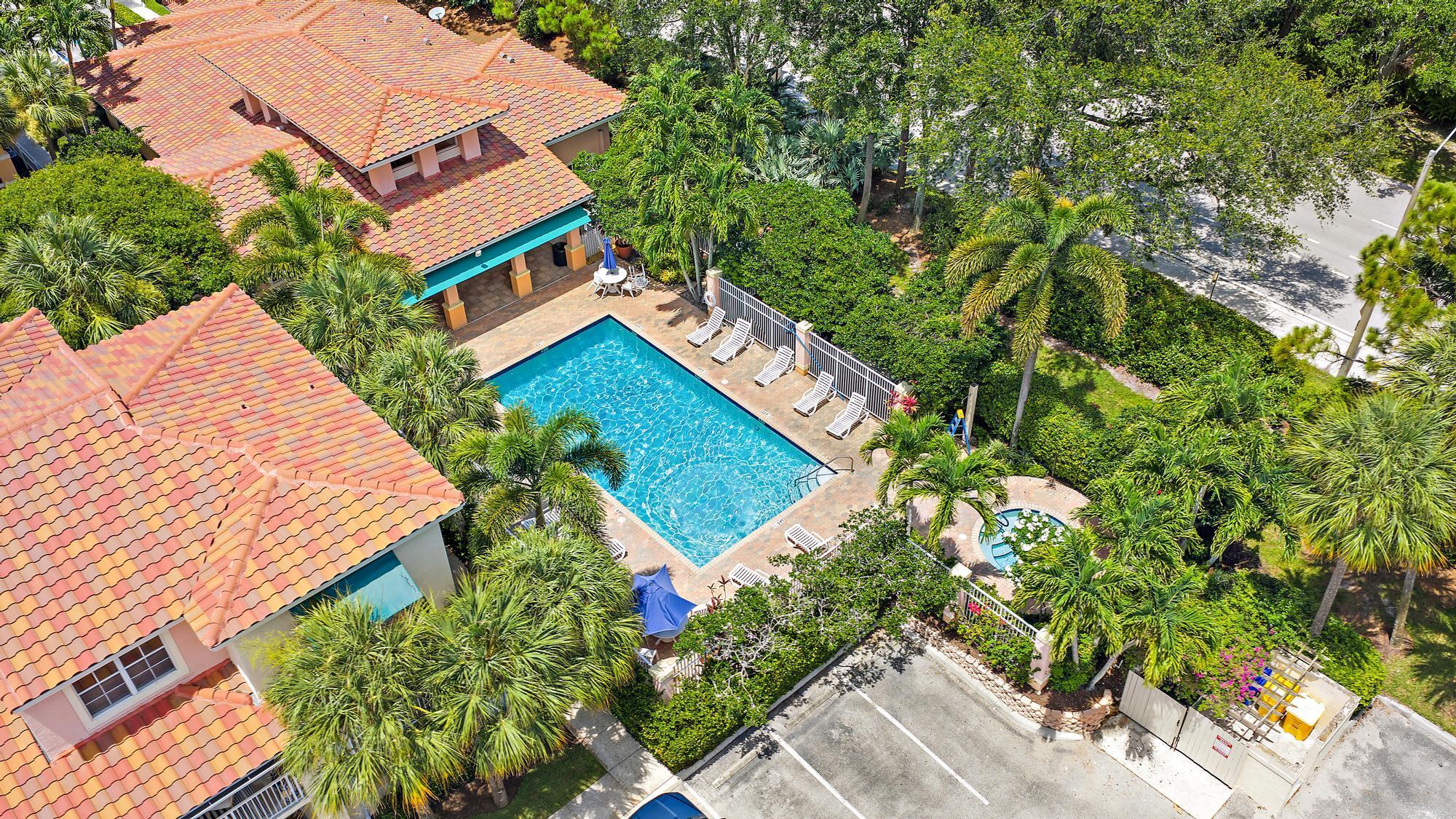 1209 Main Street, Unit 304 Jupiter, FL 33458 - Photo 13 of 15 1209 Main St apt 304-14