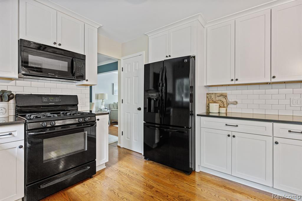 215 Parsons Lane Rochester Hills, MI 48307 - Photo 21 of 40 Gallery Image 21