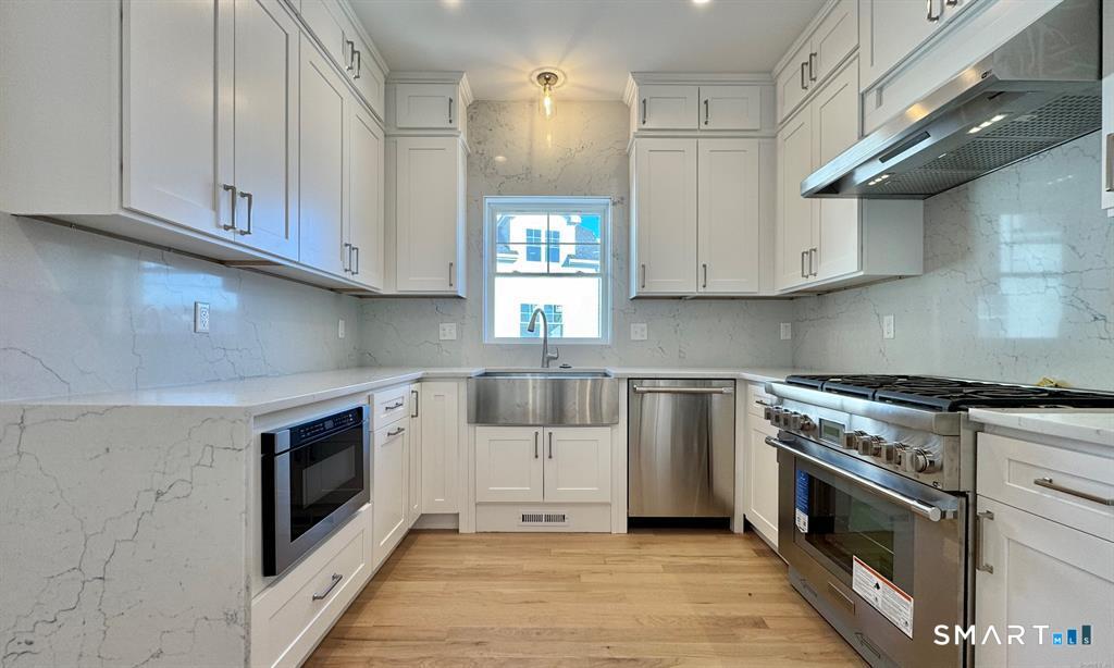 25 A Village Road Milford, CT 06460 - Photo 5 of 20