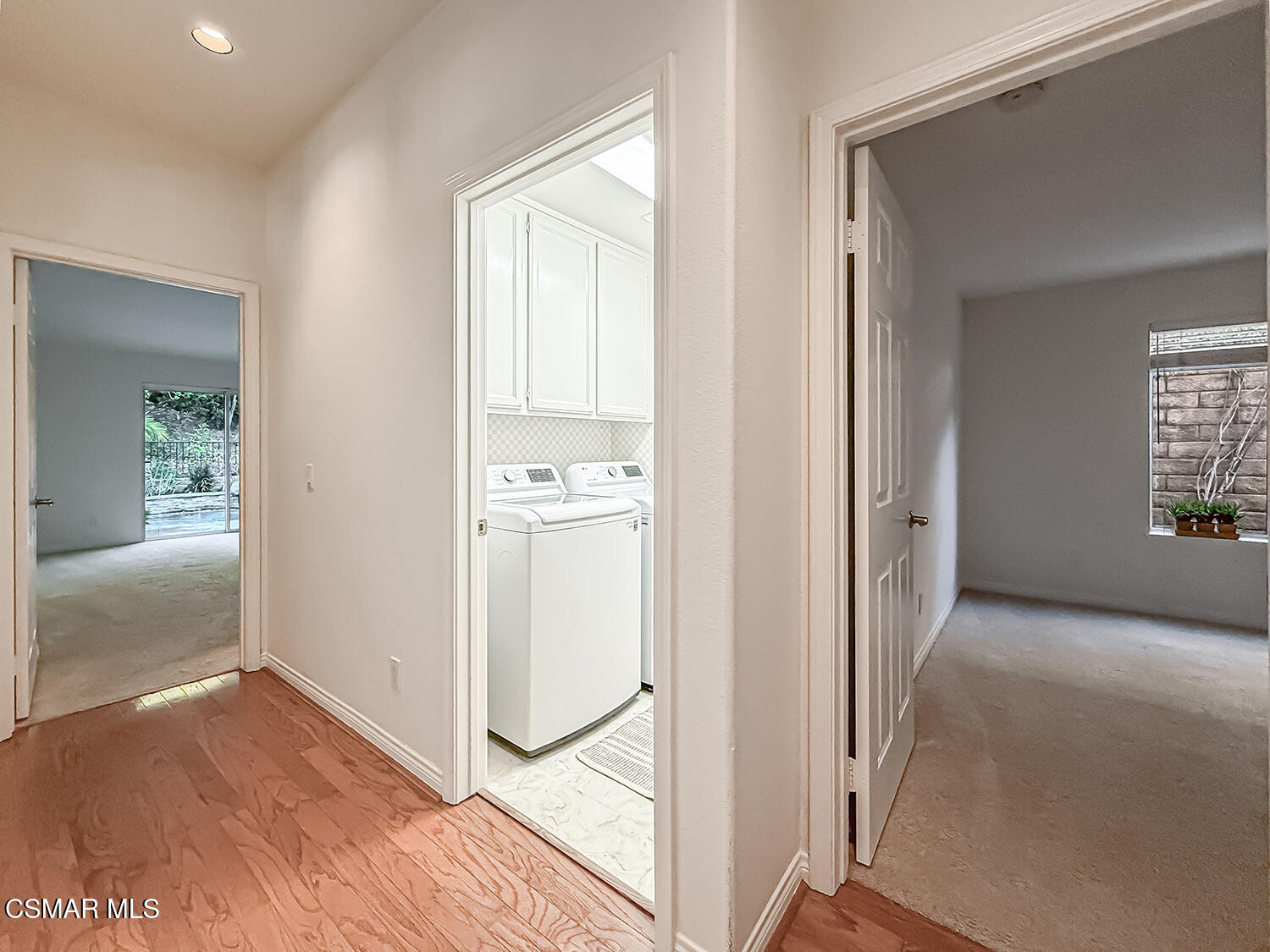 2457 Rutland Place Thousand Oaks, CA 91362 - Photo 14 of 45 gLaundry1
