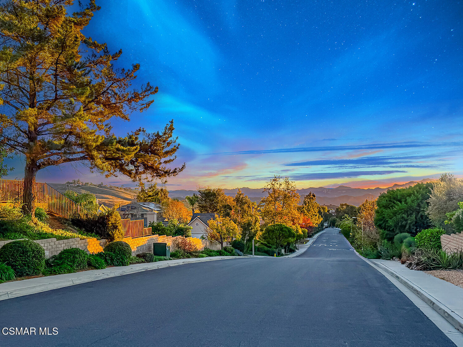 2457 Rutland Place Thousand Oaks, CA 91362 - Photo 41 of 45 lFall Colors