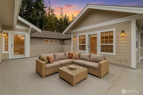 $975,000 | 2305 Sundown Court, Anacortes, WA 98221