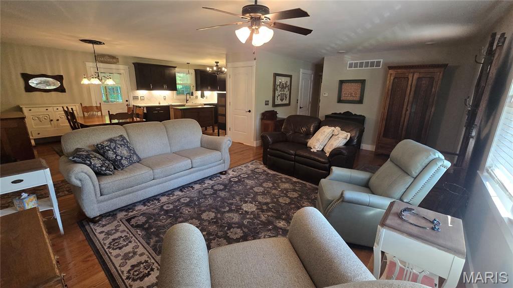 831 Old Colony Road Defiance, MO 63341 - Photo 26 of 38