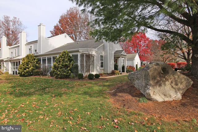 2115 Wexford Road Palmyra, PA 17078 - Photo 5 of 35