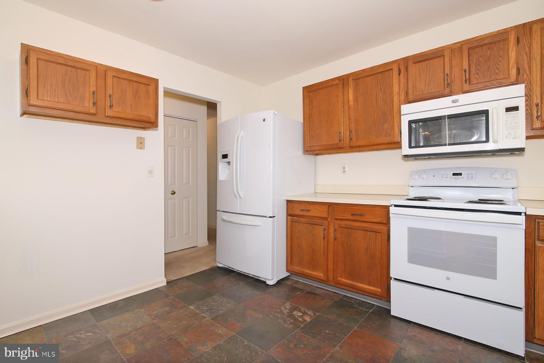 2115 Wexford Road Palmyra, PA 17078 - Photo 9 of 35