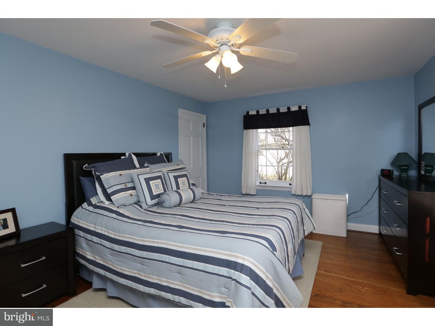 214 Kent Road Wyncote, PA 19095 - Photo 9 of 25