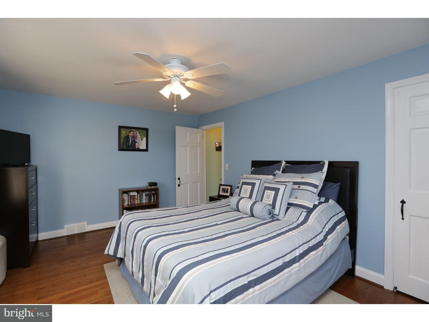 214 Kent Road Wyncote, PA 19095 - Photo 10 of 25