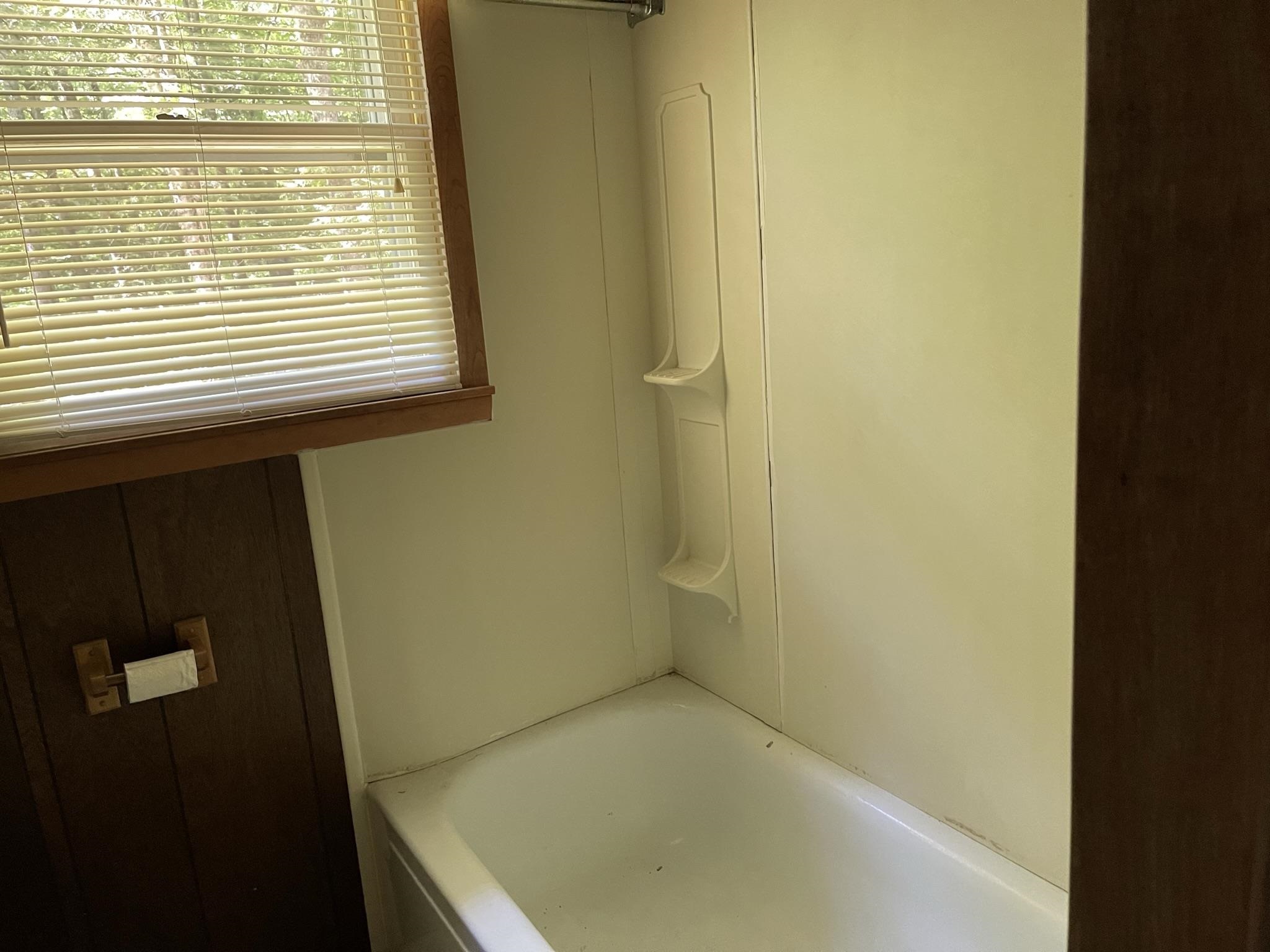 84 Wolfeboro Road Hanover, NH 03755 - Photo 14 of 36