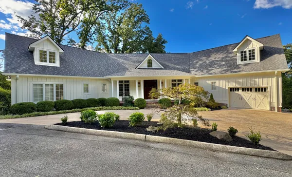 $2,675,000 | 1117 Winding Oaks Way, Chattanooga, TN 37405