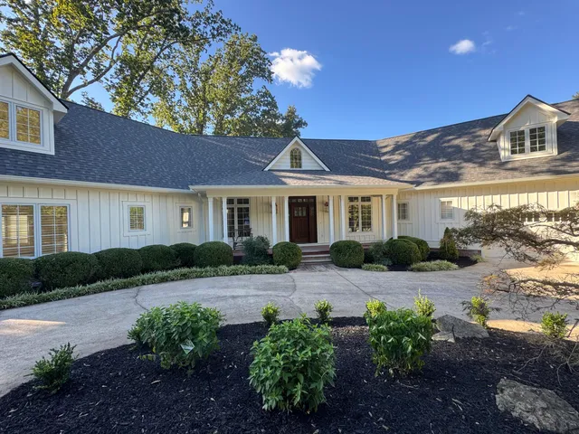 $2,895,000 | 1117 Winding Oaks Way, Chattanooga, TN 37405