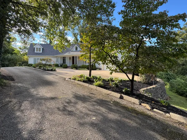 $2,675,000 | 1117 Winding Oaks Way, Chattanooga, TN 37405