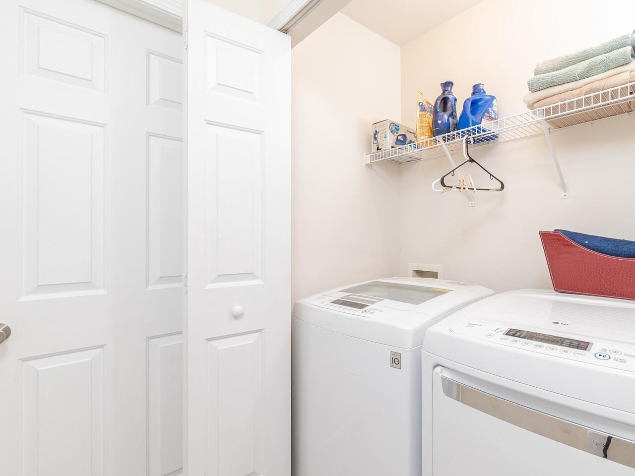 1715 Sorrell Brook Way Raleigh, NC 27609 - Photo 20 of 30 Laundry