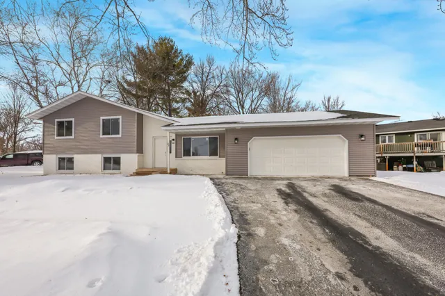 $269,900 | 23 Oxby Lane, Waite Park, MN 56387